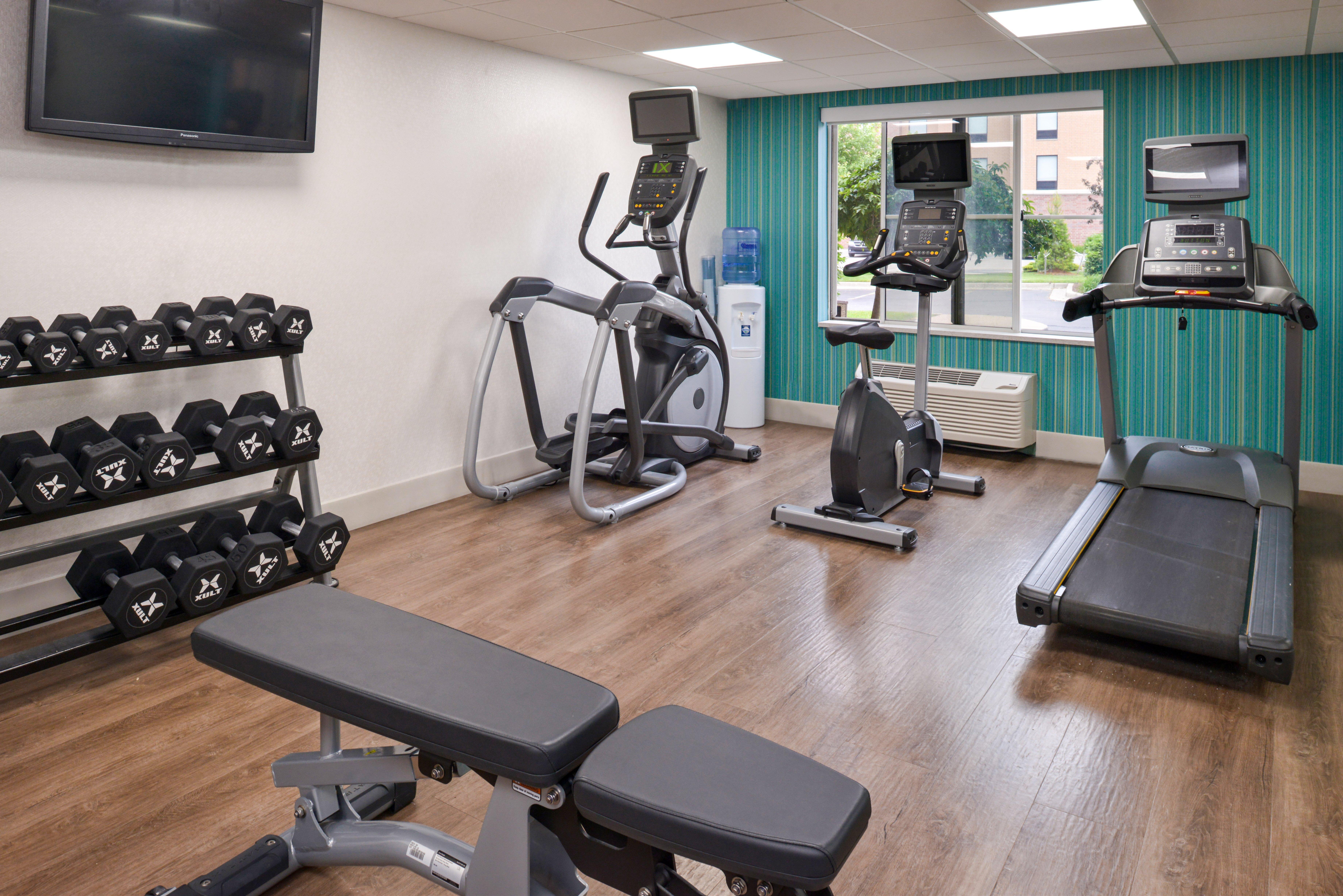 Holiday Inn Express Wixom By Ihg מראה חיצוני תמונה