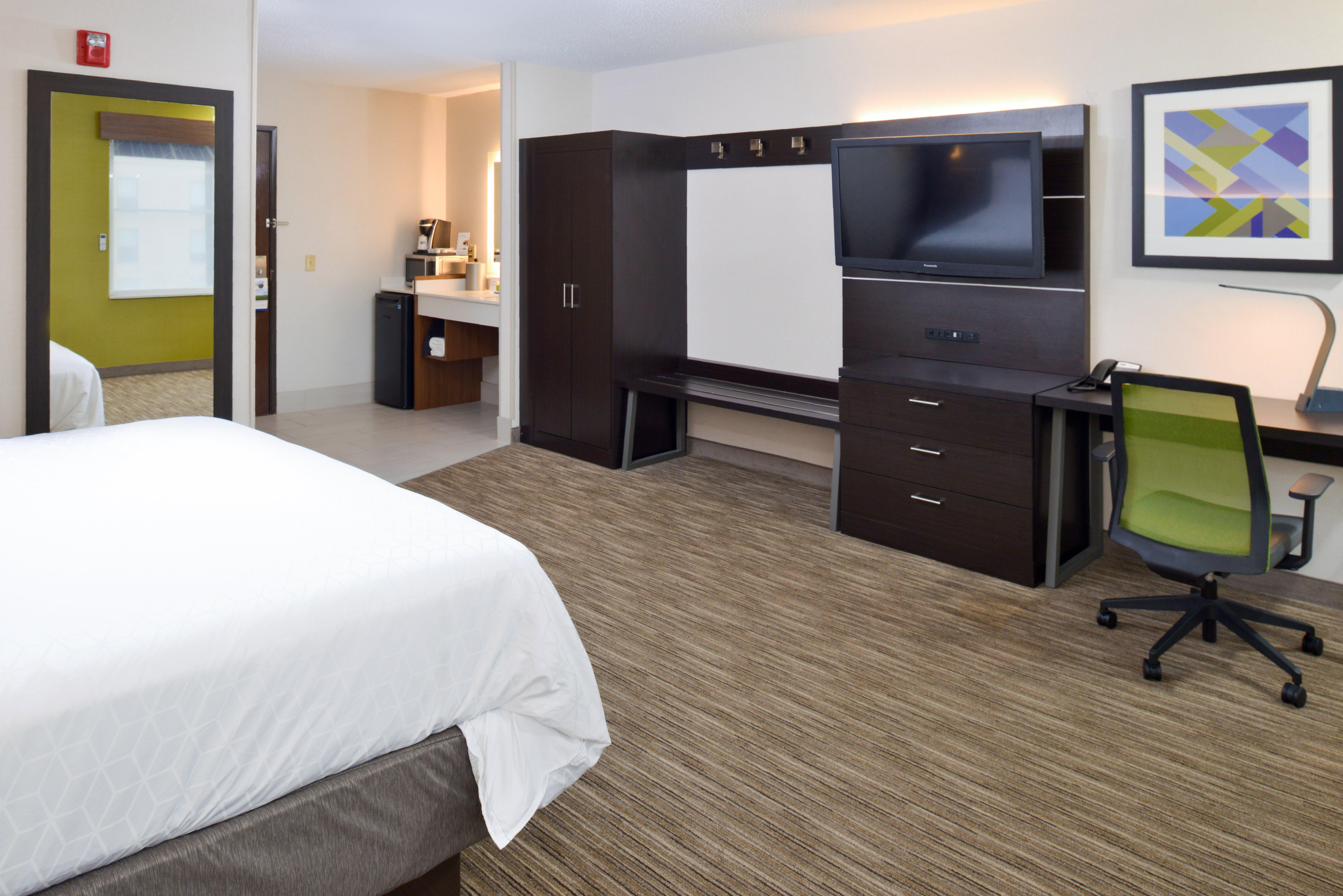 Holiday Inn Express Wixom By Ihg מראה חיצוני תמונה