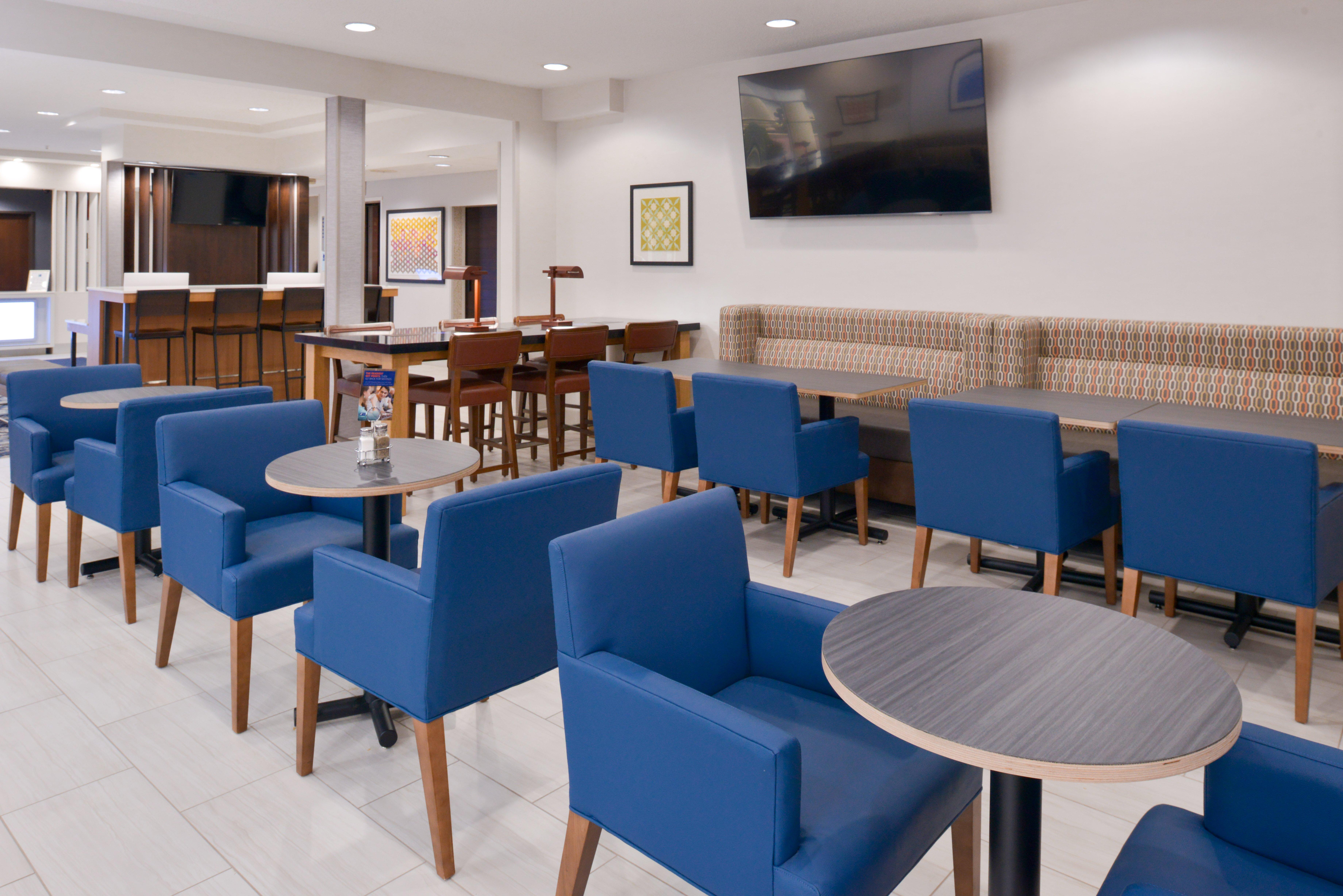 Holiday Inn Express Wixom By Ihg מראה חיצוני תמונה